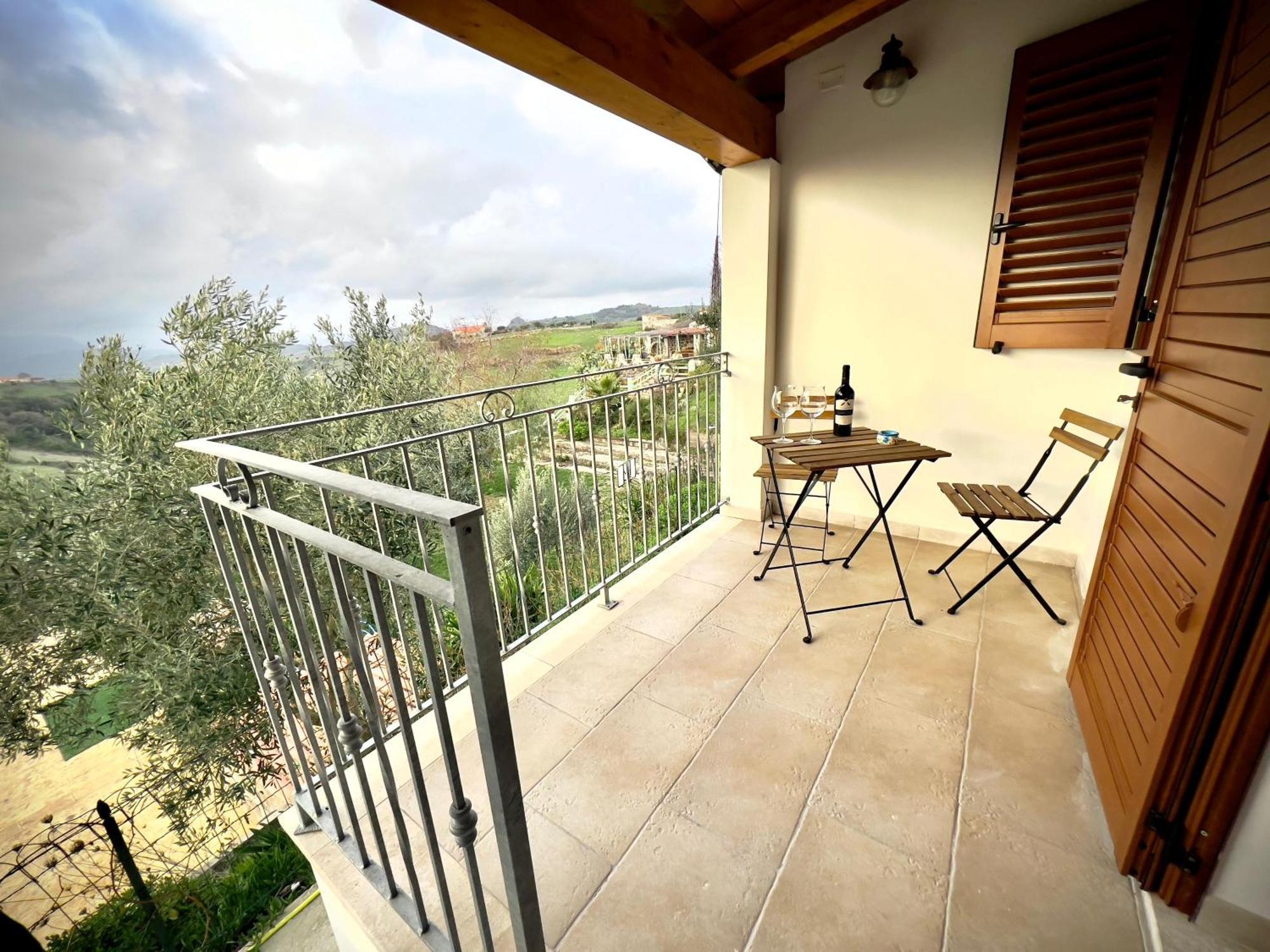 Domus La Roccia Hotel Pozzomaggiore Eksteriør billede