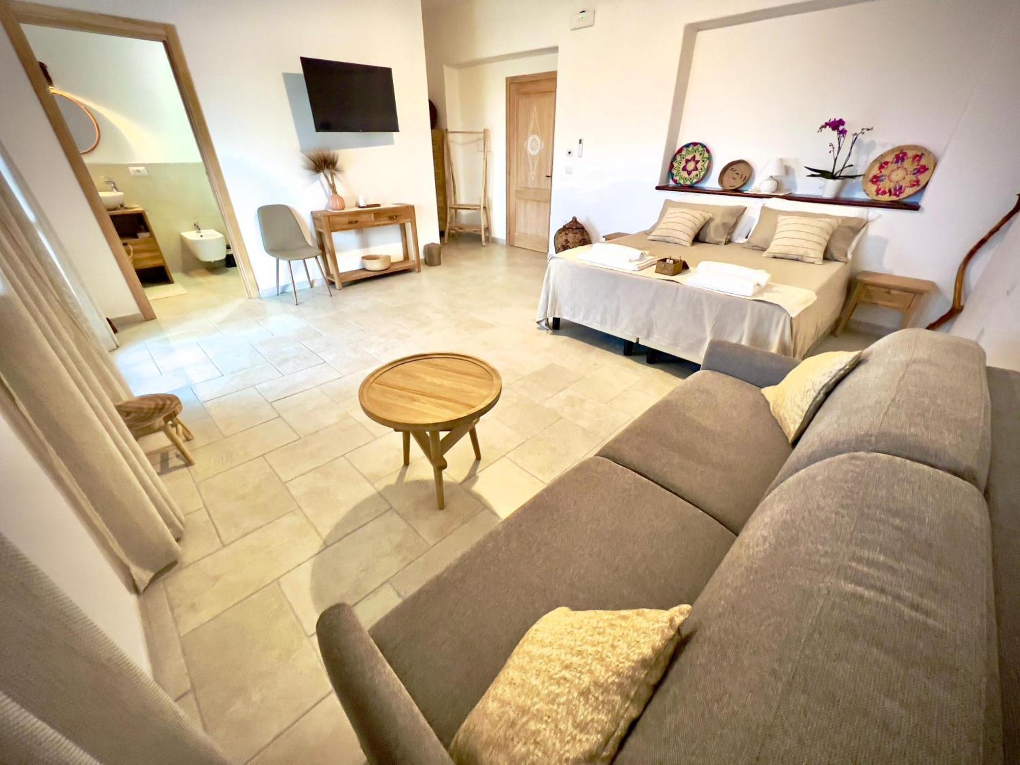 Domus La Roccia Hotel Pozzomaggiore Eksteriør billede